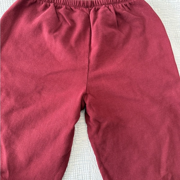 Brandy Melville Rosa Sweatpants - Picture 2 of 3